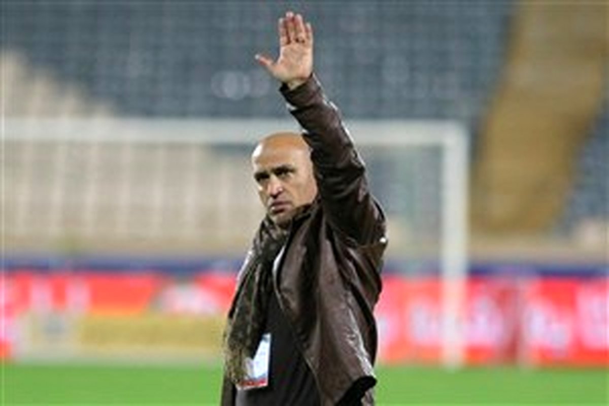 منصوریان: فعلا سکوت می کنم