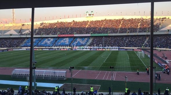 طرح ویژه هواداران استقلال روی سکوها+ عکس